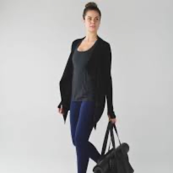 Lululemon Resolution Wrap Black Size 8 - Picture 10 of 12